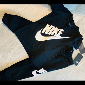 Brand new Nike sweats and tee